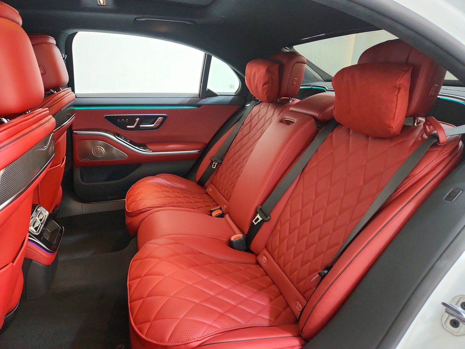 New 2026 Mercedes-Benz S 580 4MATIC Sedan image 9