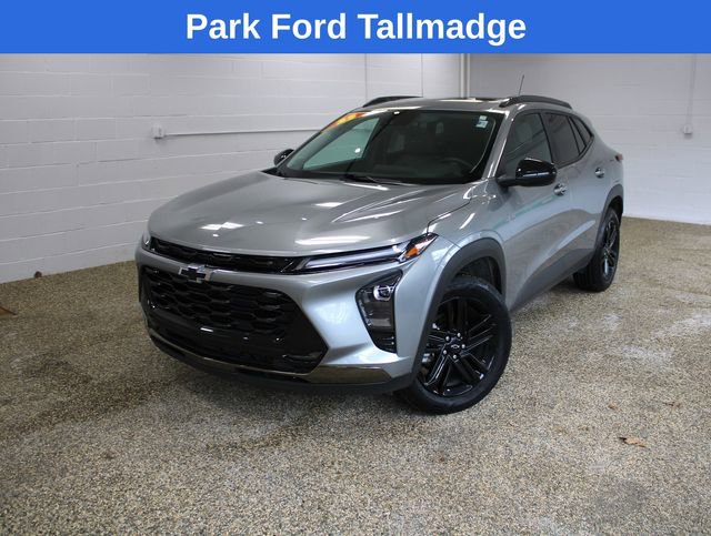 Used 2025 Chevrolet Trax ACTIV w/ Sunroof Package image 10