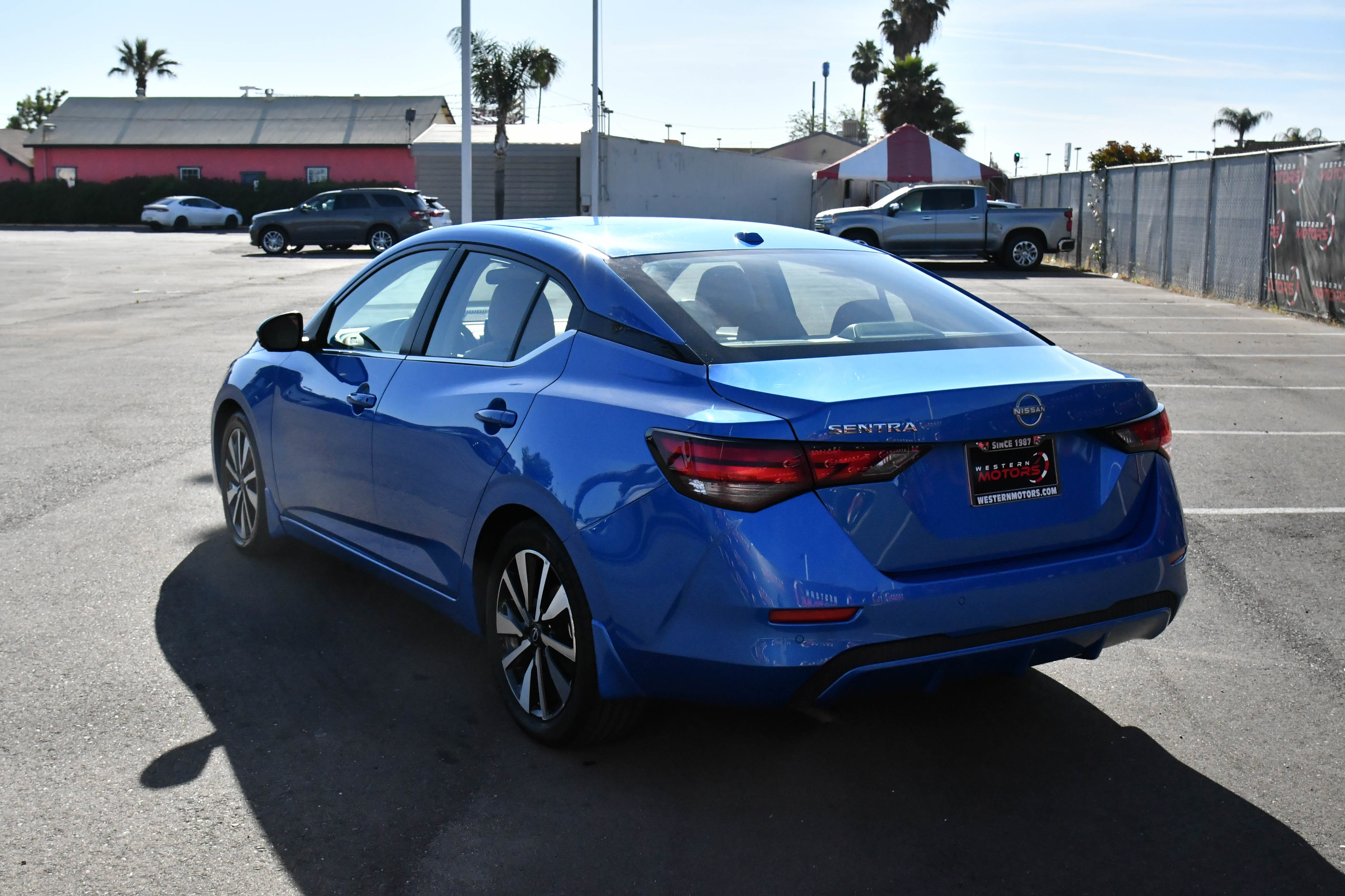 Used 2025 Nissan Sentra SV w/ SV Premium Package FWD image 6