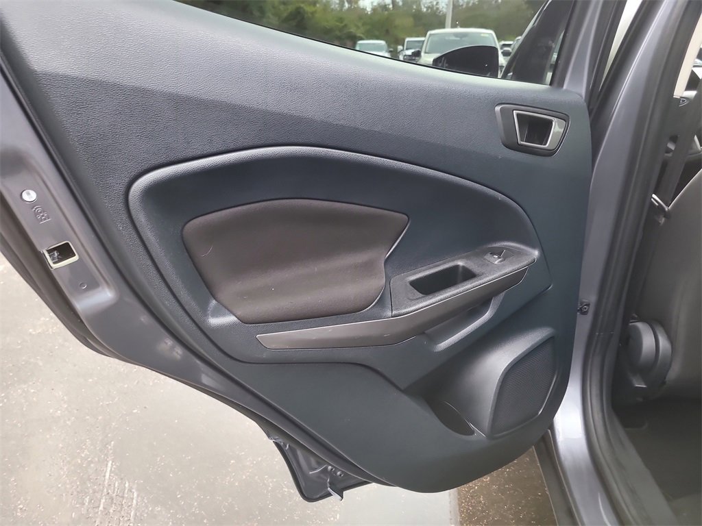 Certified 2021 Ford EcoSport SE image 9