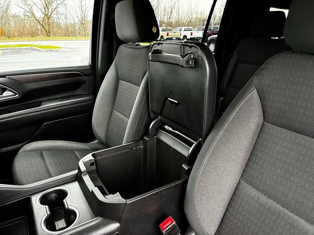 Used 2022 Chevrolet Suburban LS image 28