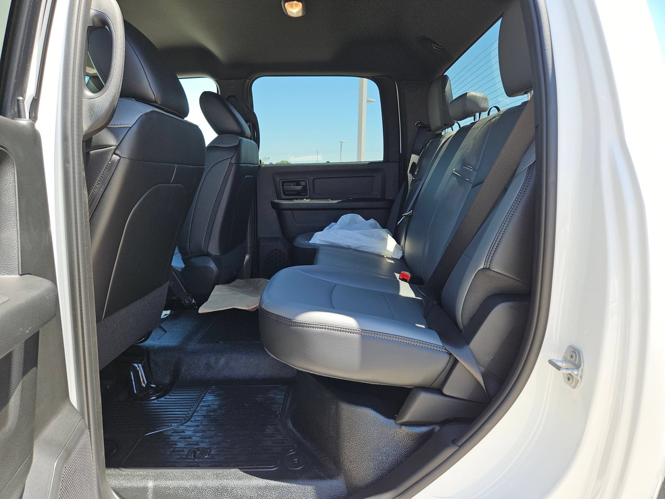New 2026 RAM 3500 Tradesman AWD/4WD image 13