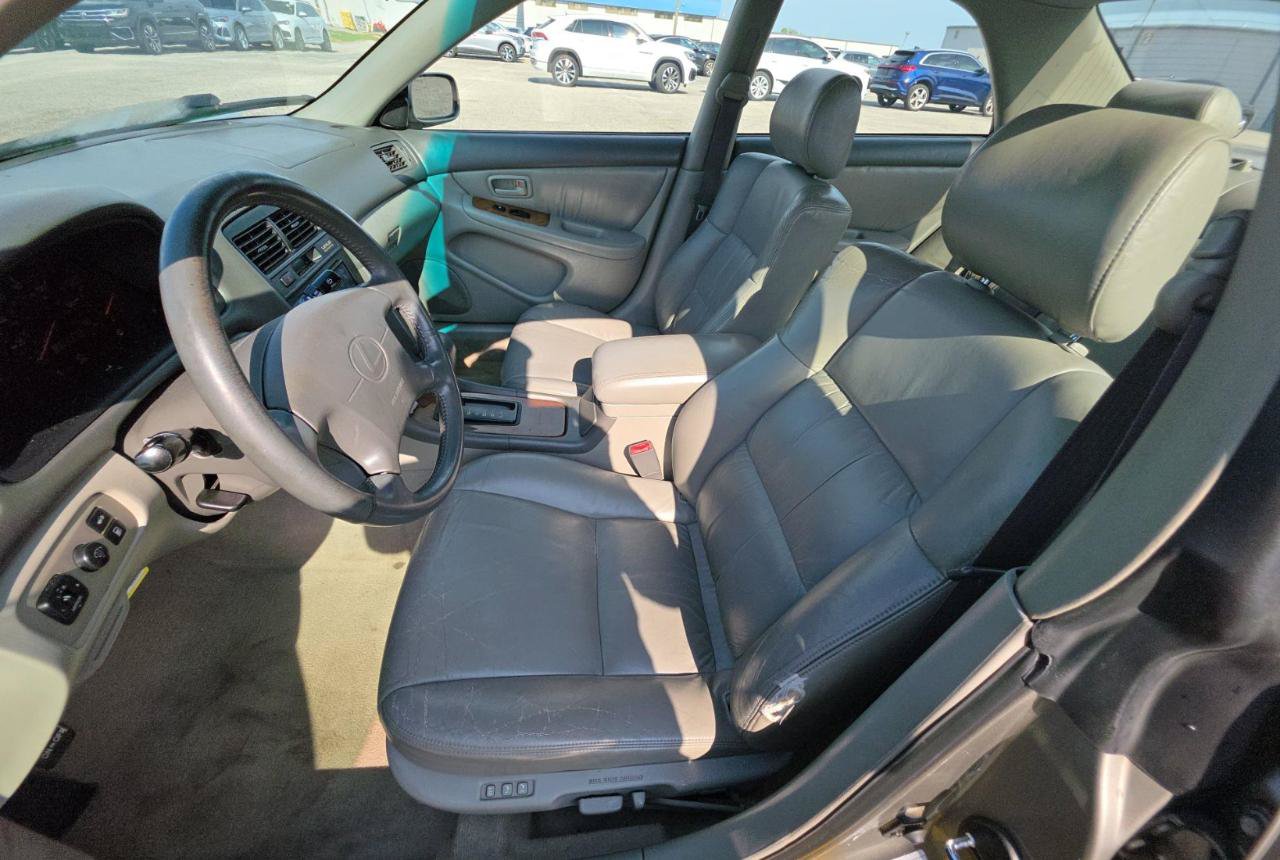 Used 1998 Lexus ES 330 FWD image 7