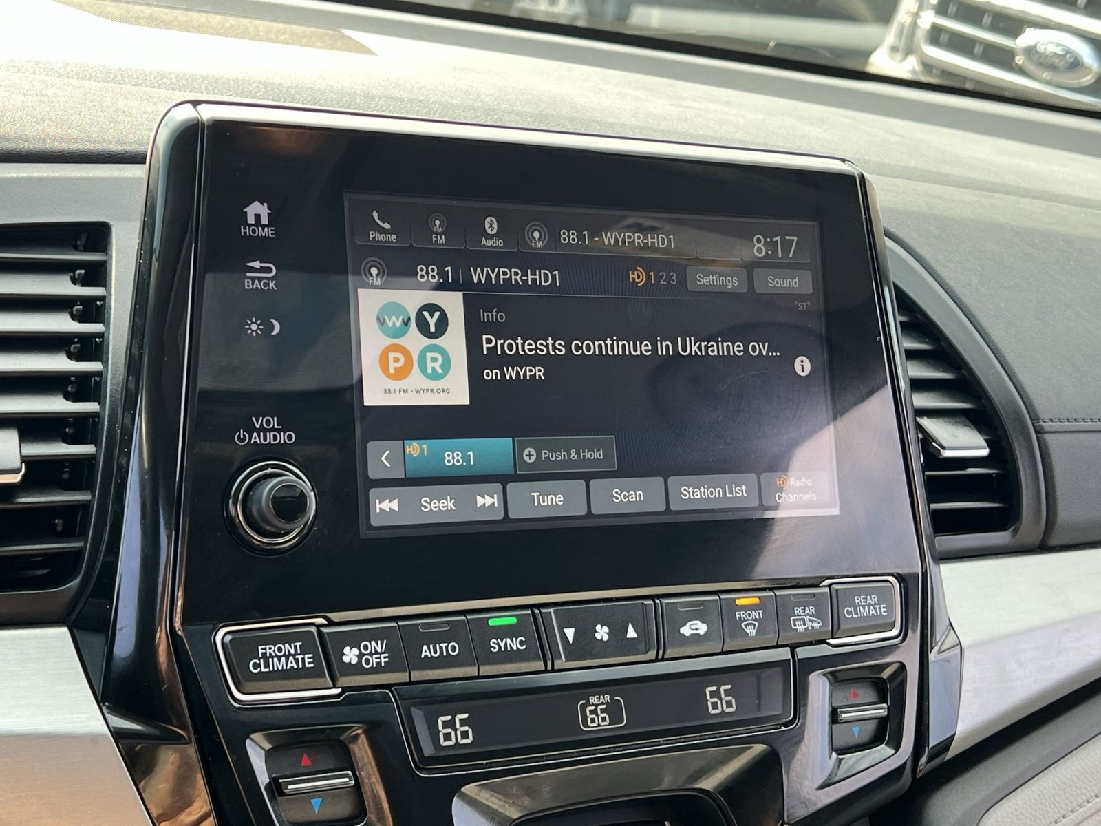 Used 2019 Honda Odyssey EX-L image 17