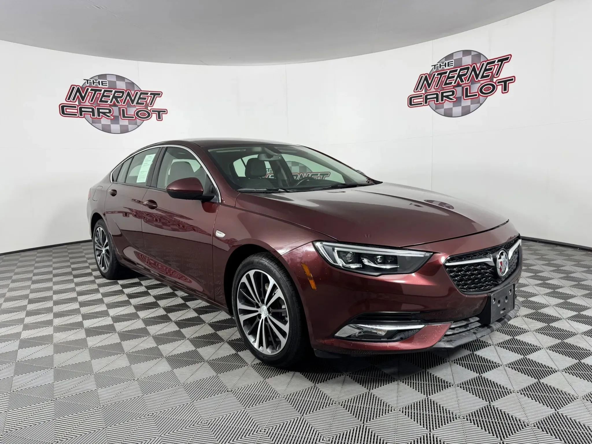 Used 2019 Buick Regal Preferred w/ Driver Confidence Package I image 9