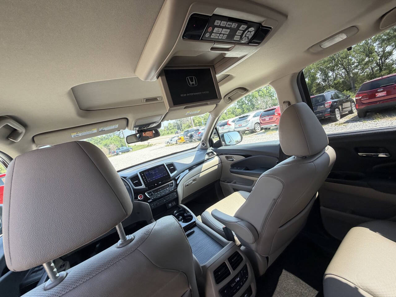 Used 2016 Honda Pilot Elite image 17