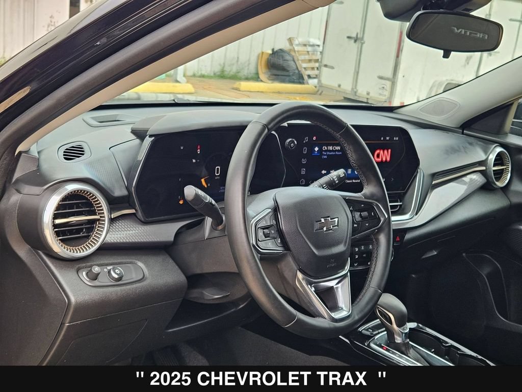 Used 2025 Chevrolet Trax ACTIV w/ Driver Confidence Package FWD image 13