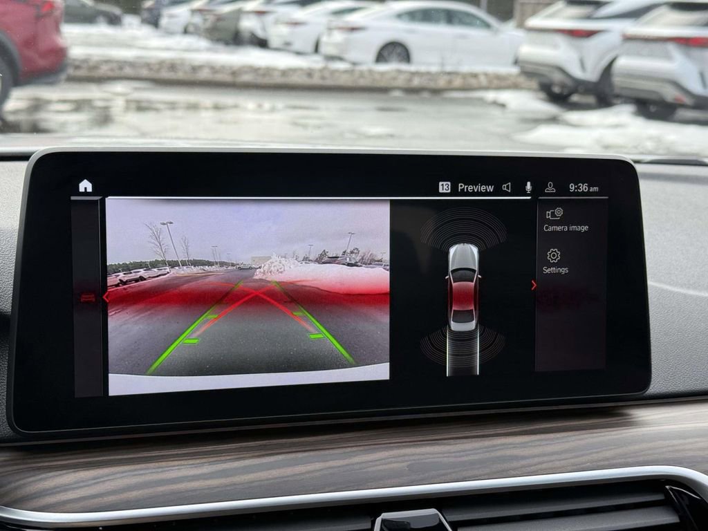 Used 2022 BMW 530i w/ Executive Package image 11