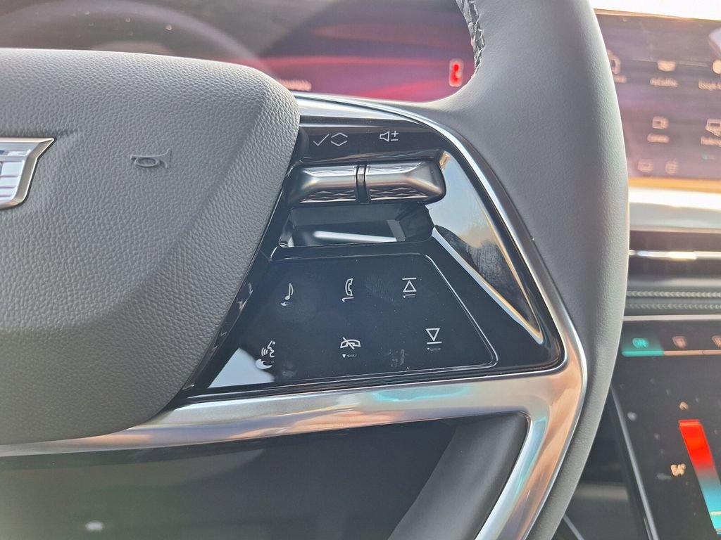 New 2026 Cadillac Escalade 2WD w/ LPO, Floor Liner Package image 16