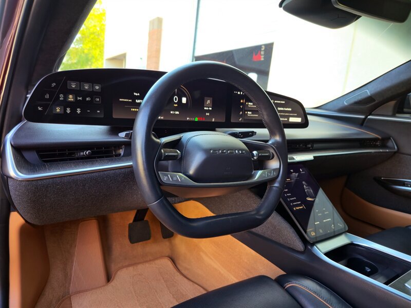 Used 2023 Lucid Air Touring AWD/4WD image 18