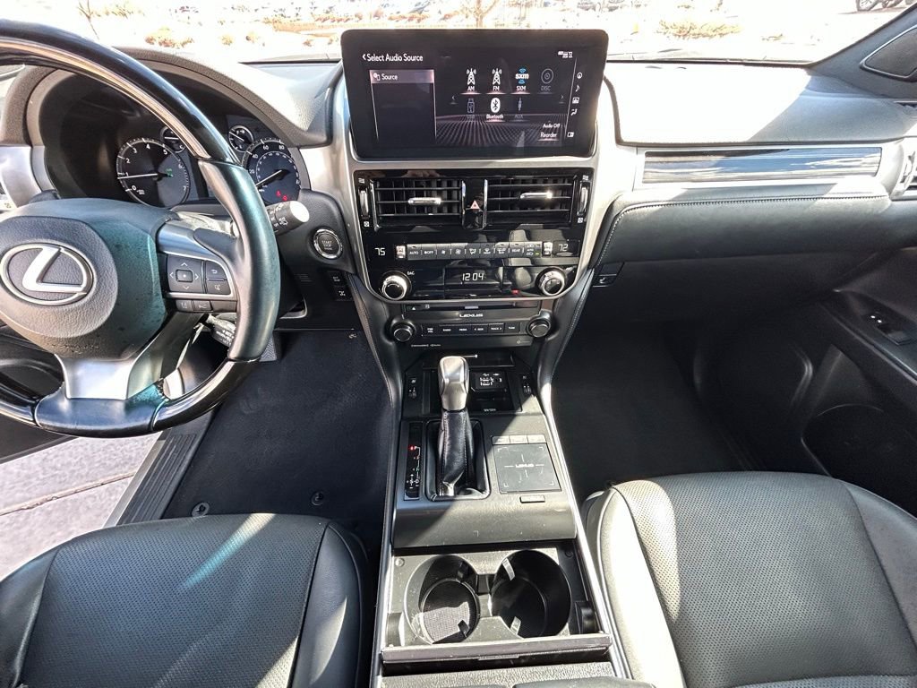 Used 2023 Lexus GX 460 Premium w/ Premium Package image 17