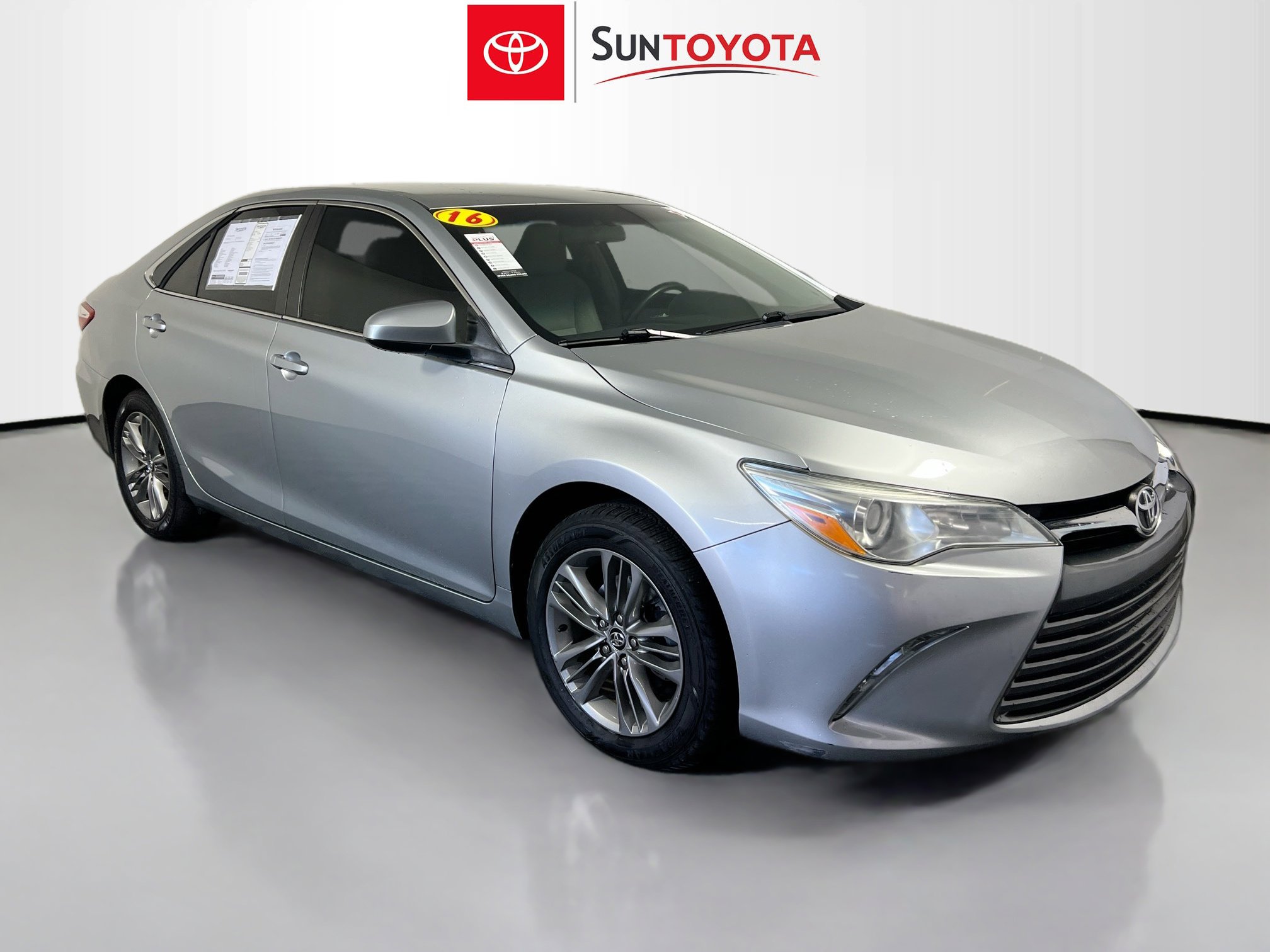 Used 2016 Toyota Camry LE