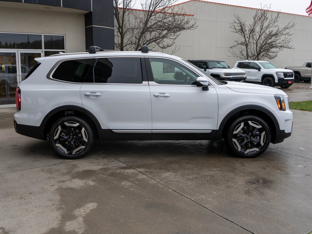 New 2025 Kia Telluride EX image 8