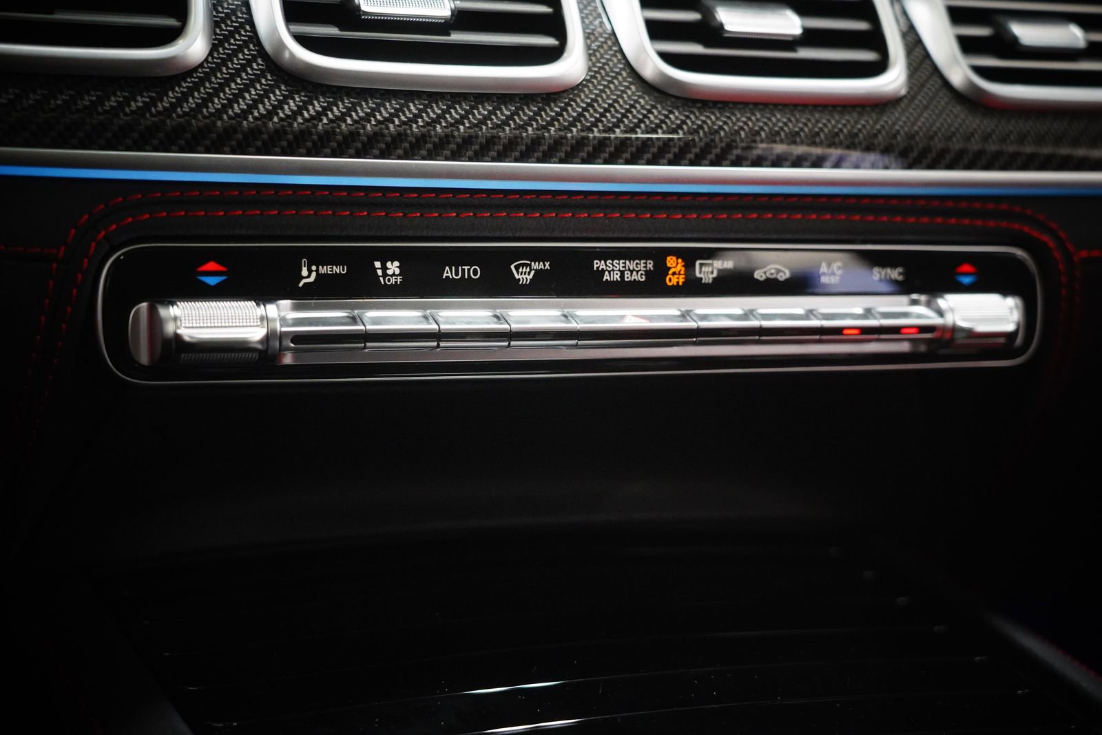 New 2026 Mercedes-Benz GLE 53 AMG 4MATIC Coupe image 31