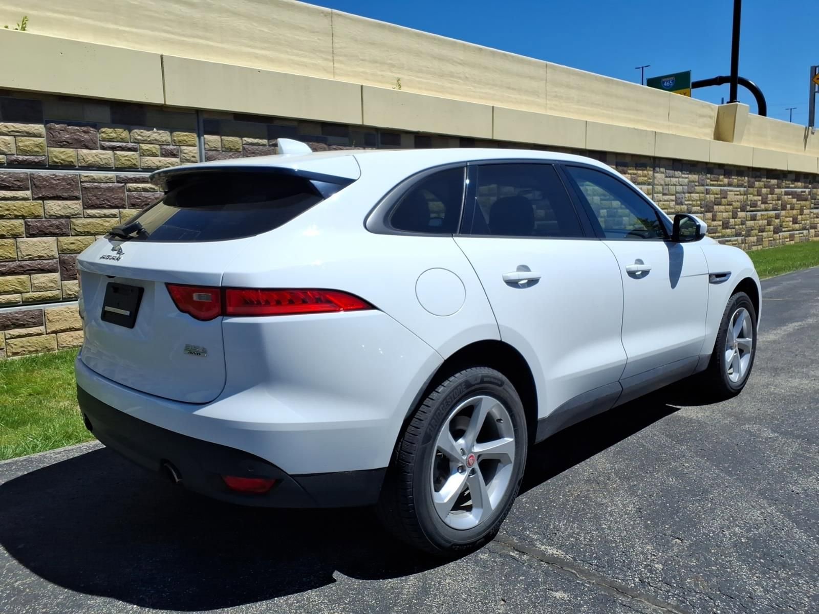 Used 2017 Jaguar F-PACE Premium AWD/4WD image 11