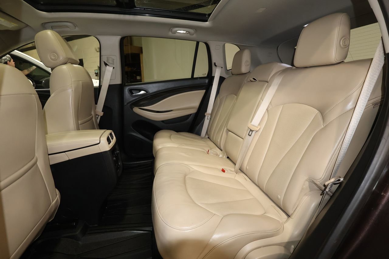 Used 2020 Buick Envision Essence image 24