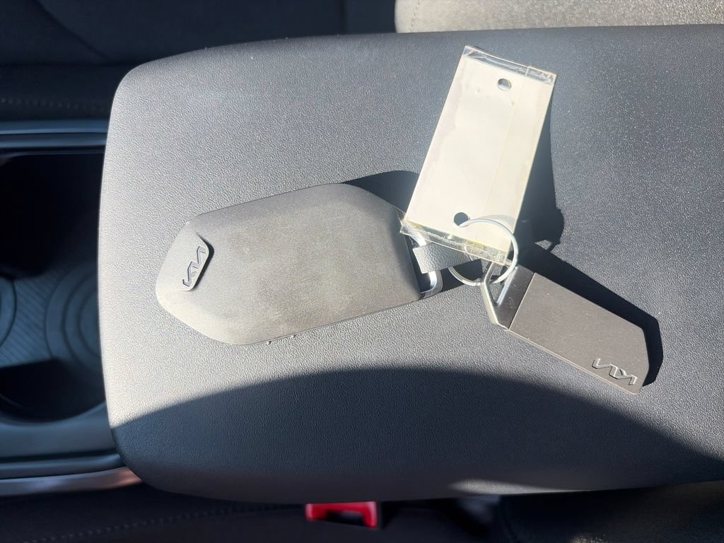 Used 2026 Kia K4 FWD image 26