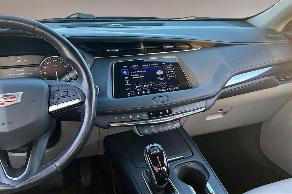 Used 2023 Cadillac XT4 Luxury w/ Cold Weather Package image 6