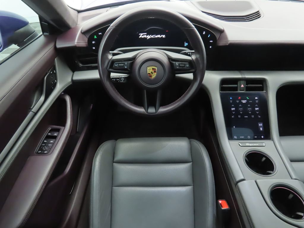 Used 2022 Porsche Taycan 4S image 10