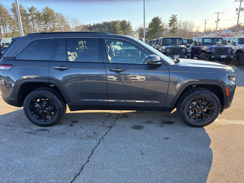 New 2026 Jeep Grand Cherokee Altitude AWD/4WD image 8