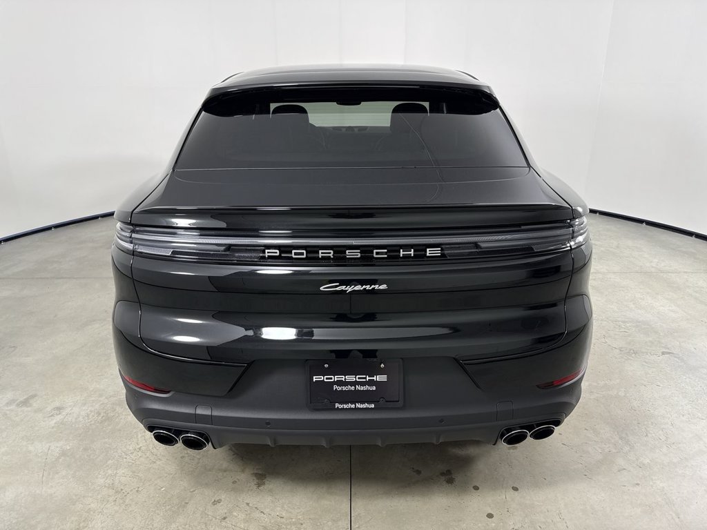 New 2026 Porsche Cayenne Coupe AWD/4WD image 6