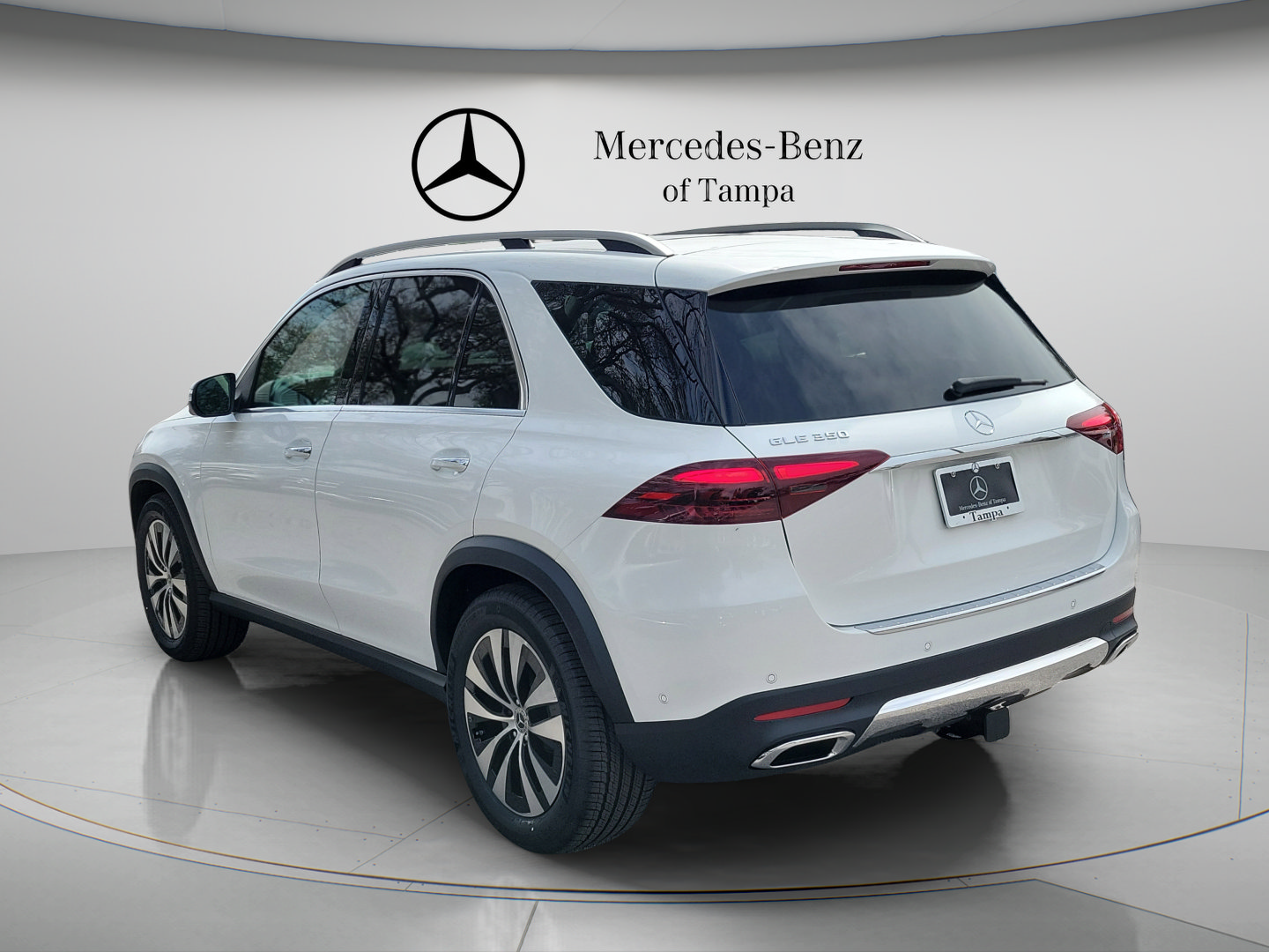 Used 2026 Mercedes-Benz GLE 350 4MATIC image 2