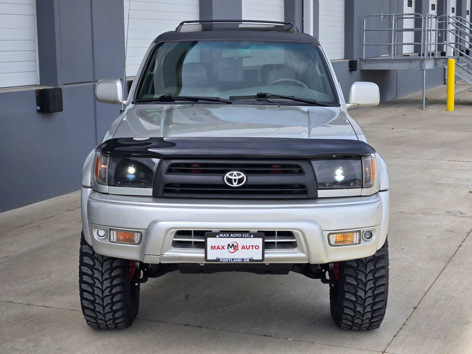 Used 1999 Toyota 4Runner Limited AWD/4WD image 3