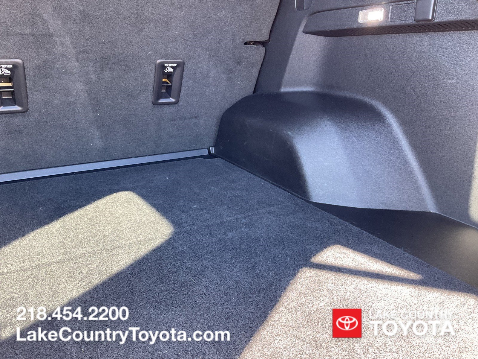 Used 2025 GMC Terrain Elevation AWD/4WD image 11