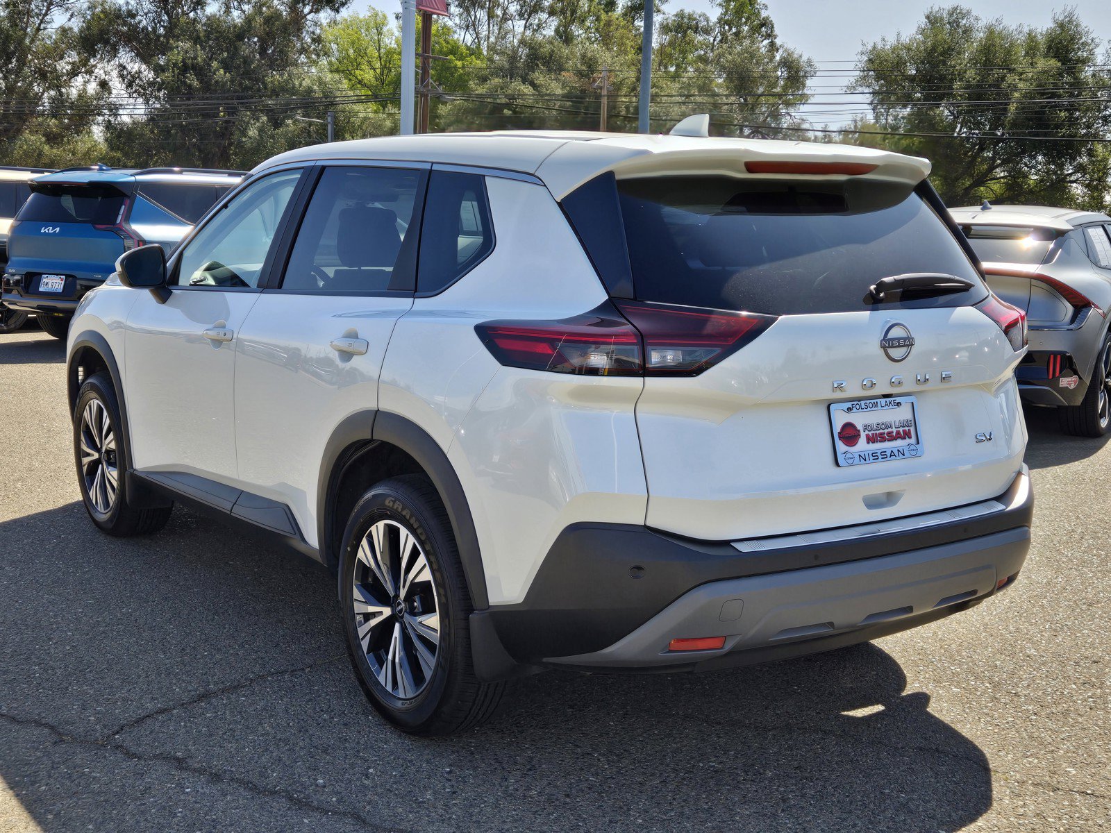 Certified 2023 Nissan Rogue SV FWD image 6