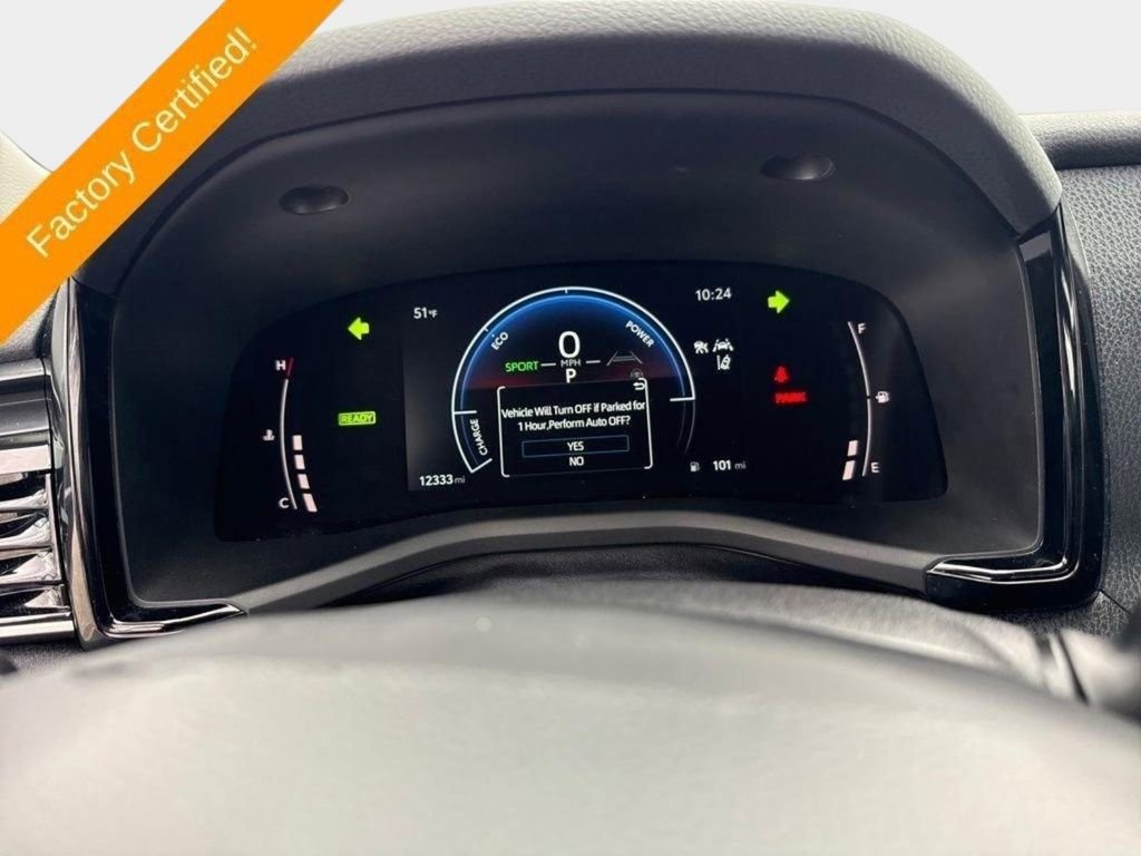 Used 2025 Toyota Camry LE image 16
