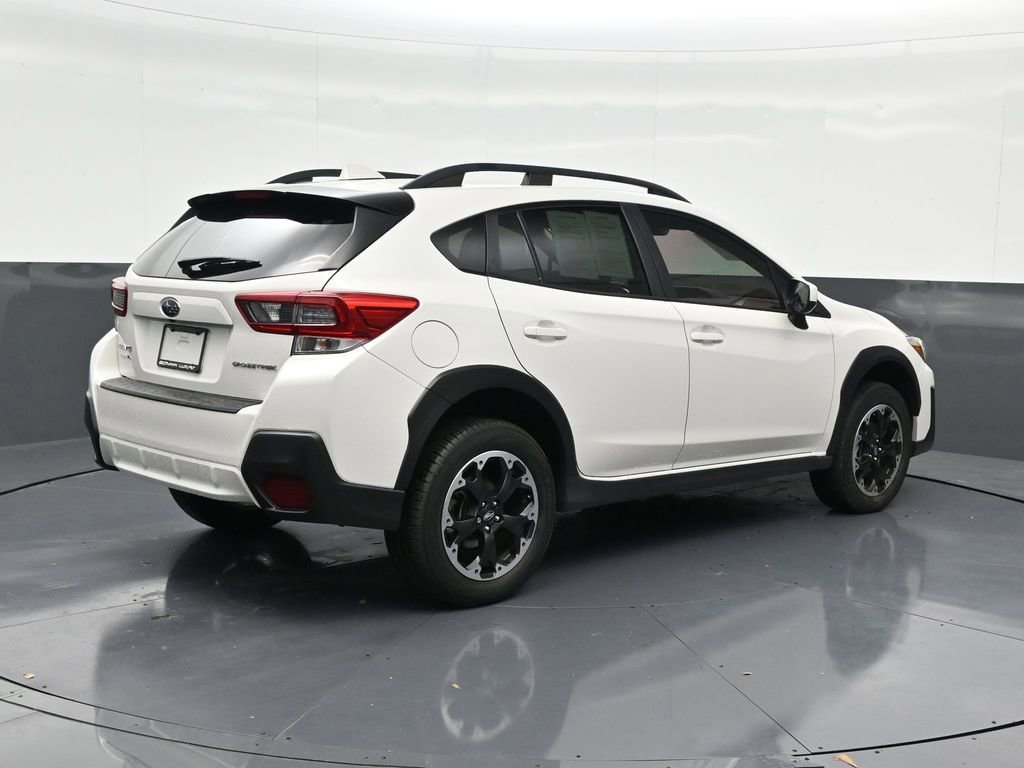 Used 2023 Subaru Crosstrek 2.0i Premium image 5