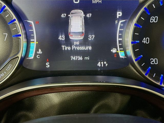 Used 2020 Chrysler Pacifica Limited image 13