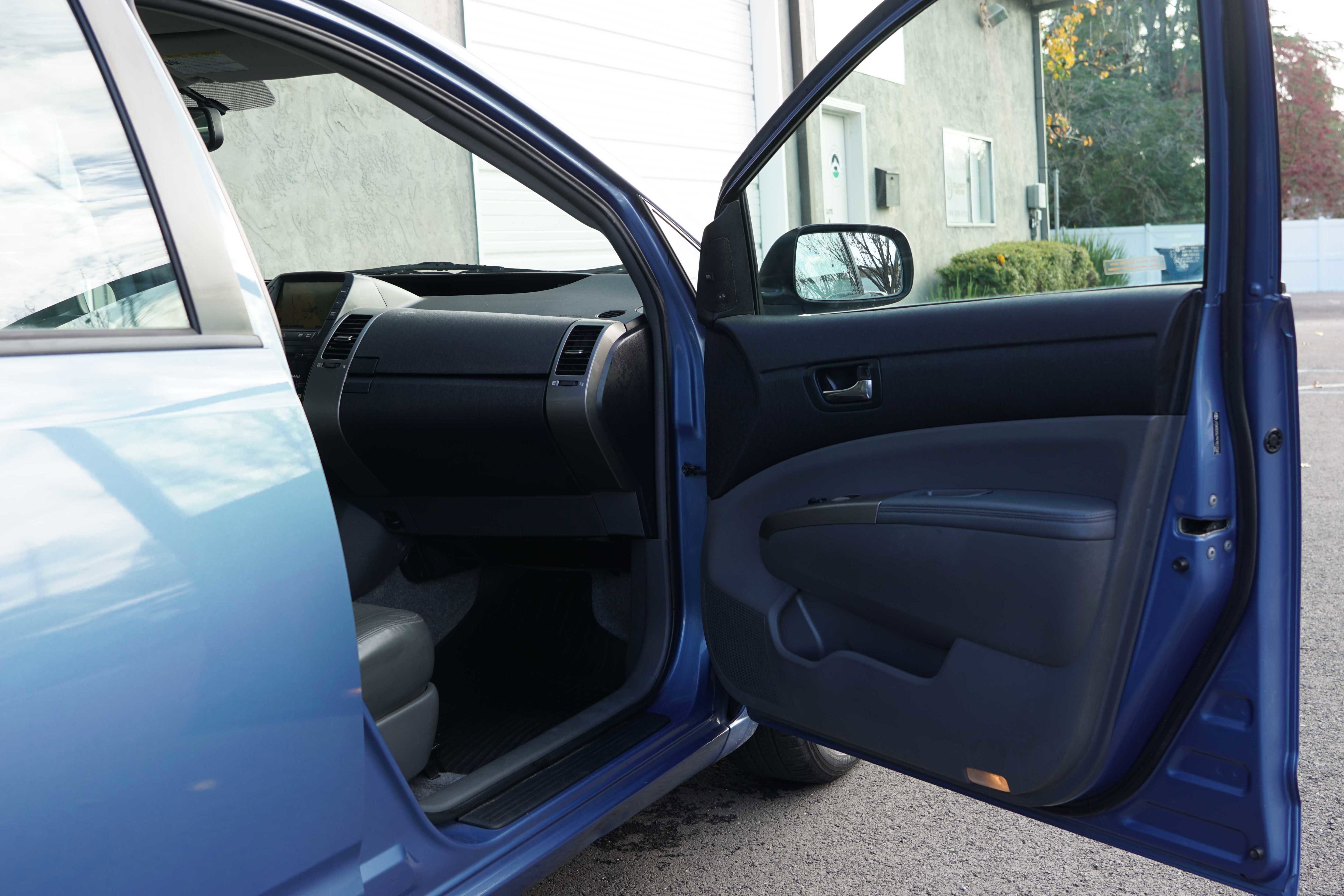 Used 2009 Toyota Prius Touring image 32