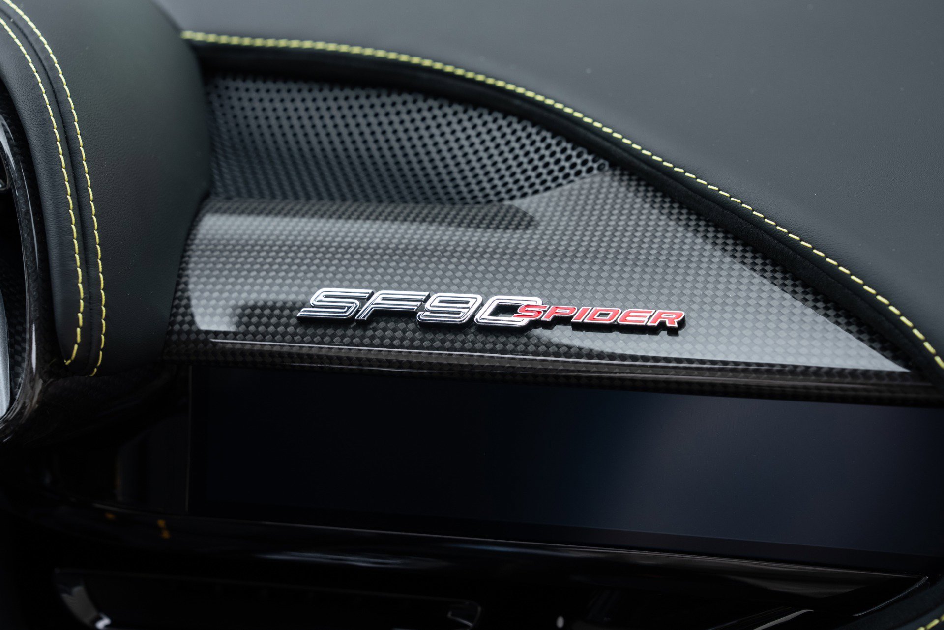 Used 2023 Ferrari SF90 Spider AWD/4WD image 31