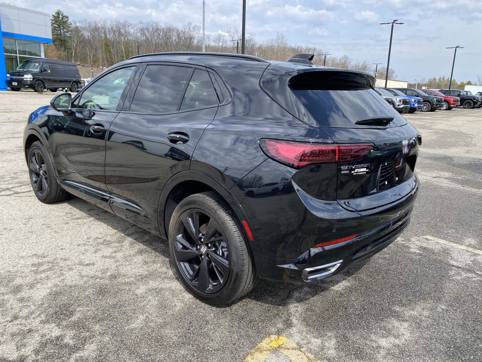 Used 2025 Buick Envision Sport Touring AWD/4WD image 3