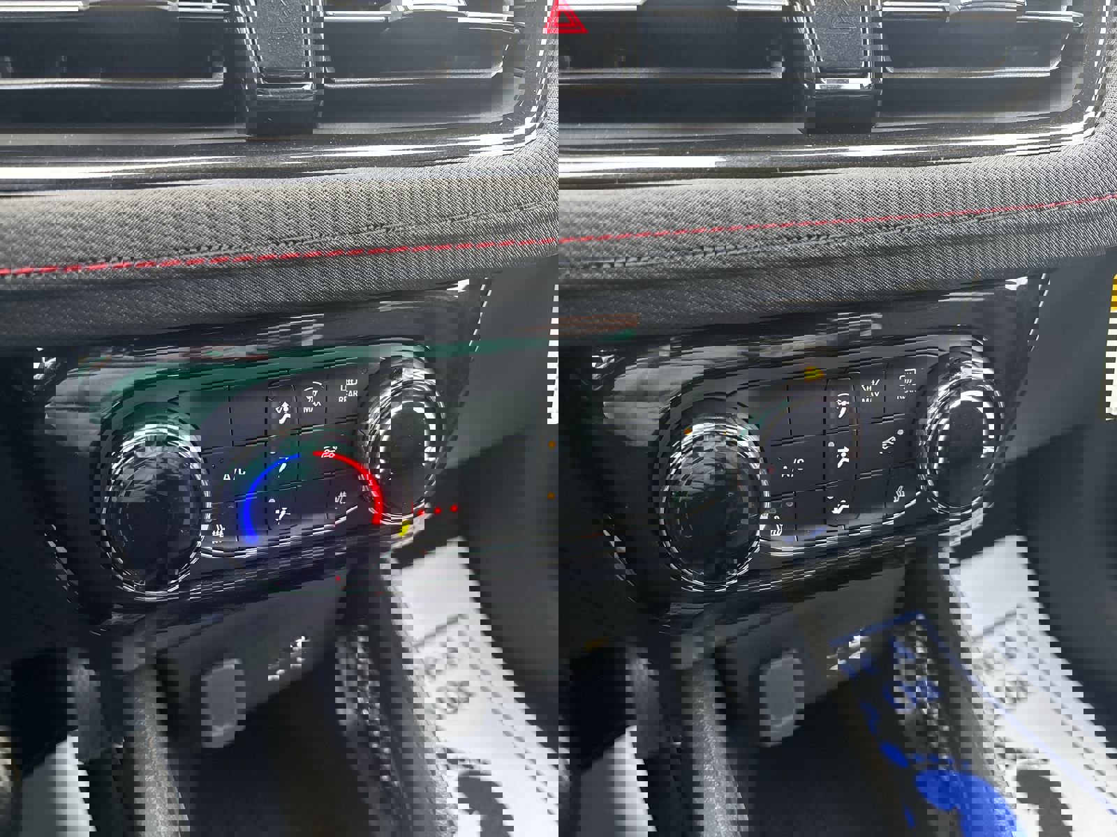 New 2026 Chevrolet TrailBlazer RS w/ Driver Confidence Package image 21