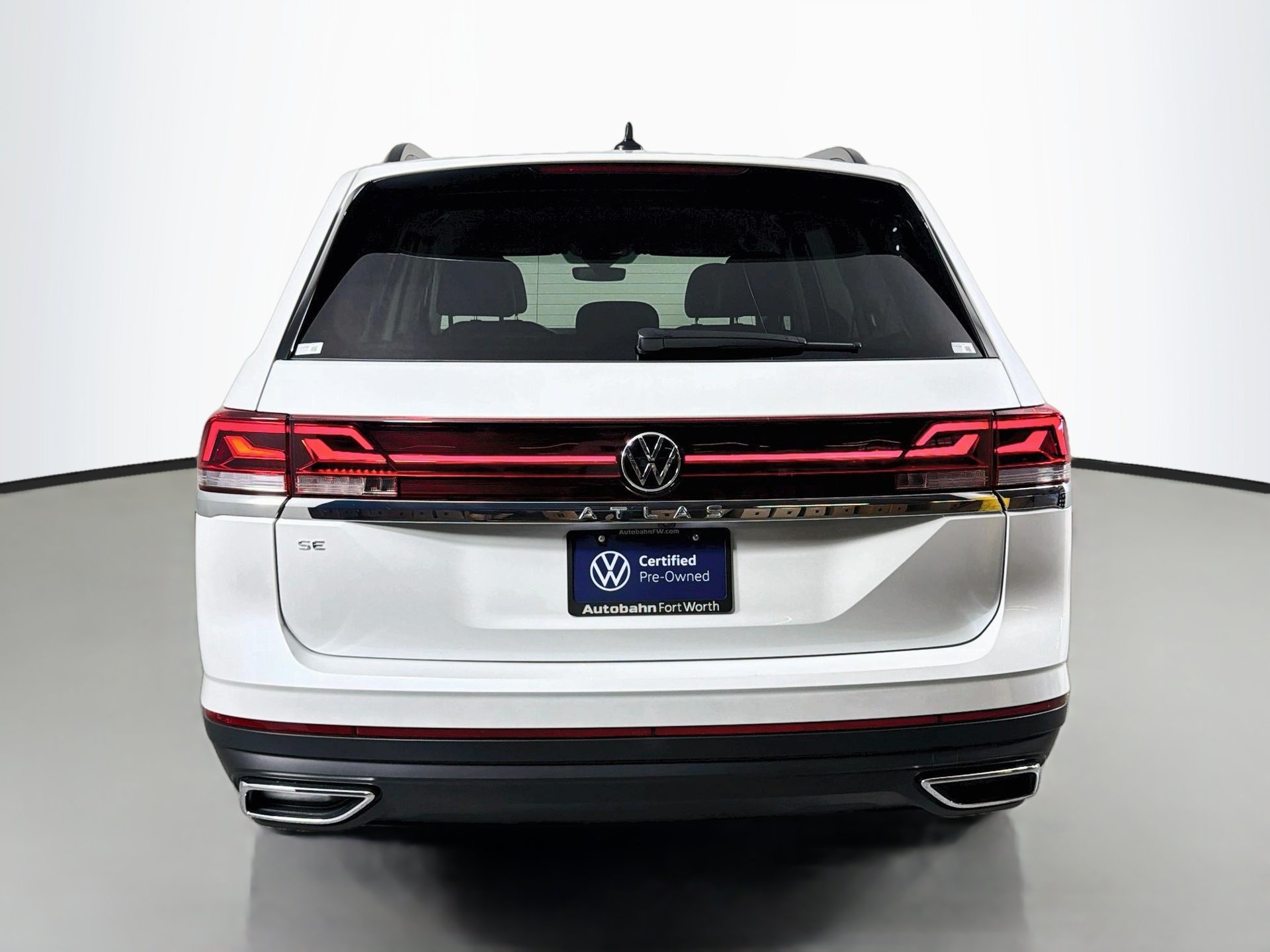 Certified 2026 Volkswagen Atlas SE FWD image 6