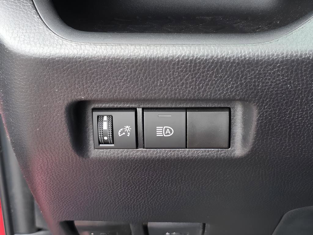 Used 2024 Toyota RAV4 LE FWD image 23