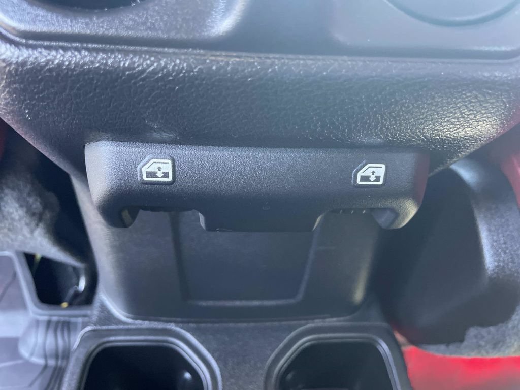 Used 2022 Jeep Wrangler Unlimited Sport AWD/4WD image 14