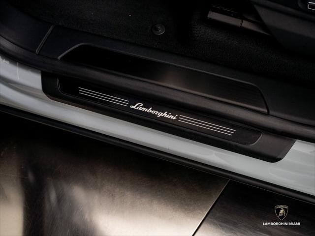 Used 2023 Lamborghini Urus S AWD/4WD image 21