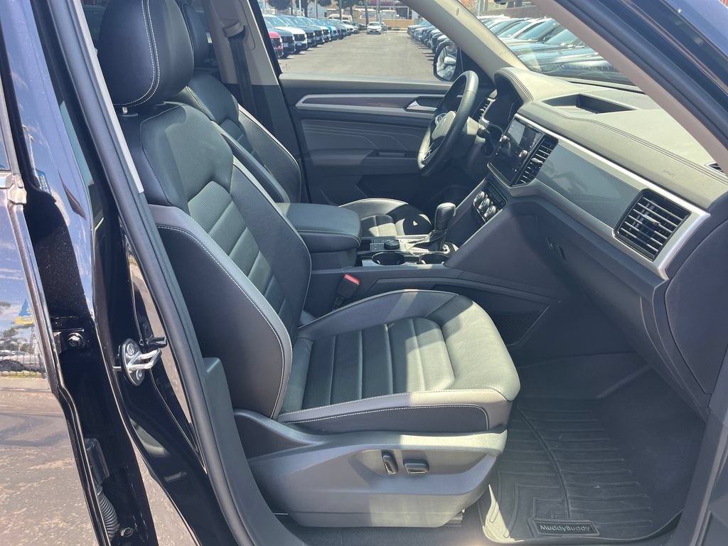 Used 2022 Volkswagen Atlas SEL Premium AWD/4WD image 36