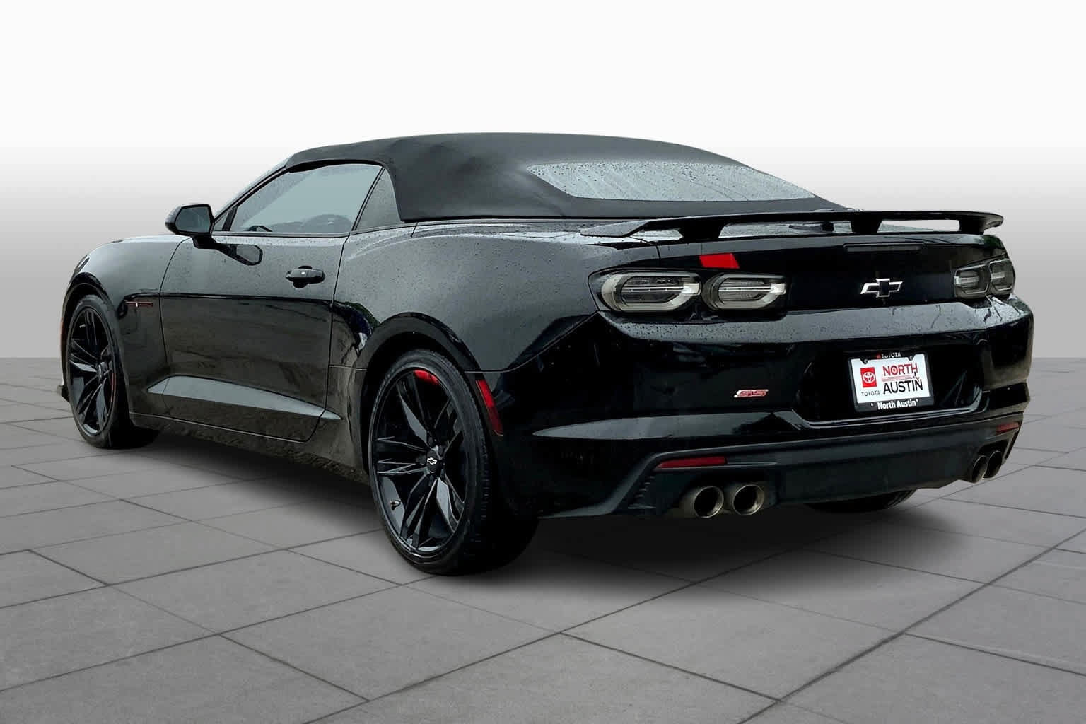 Used 2022 Chevrolet Camaro LT w/ Redline Edition RWD image 11