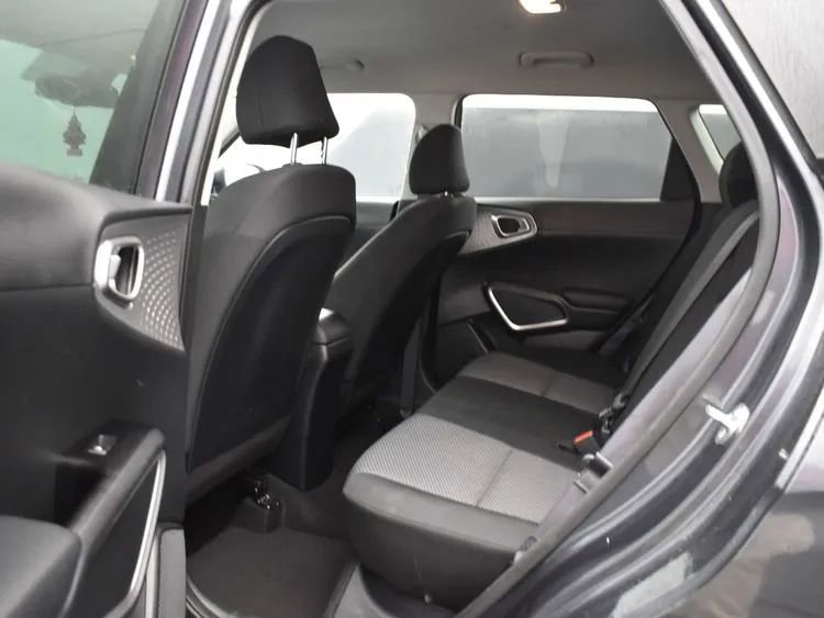 Used 2023 Kia Soul LX w/ LX Technology Package image 15