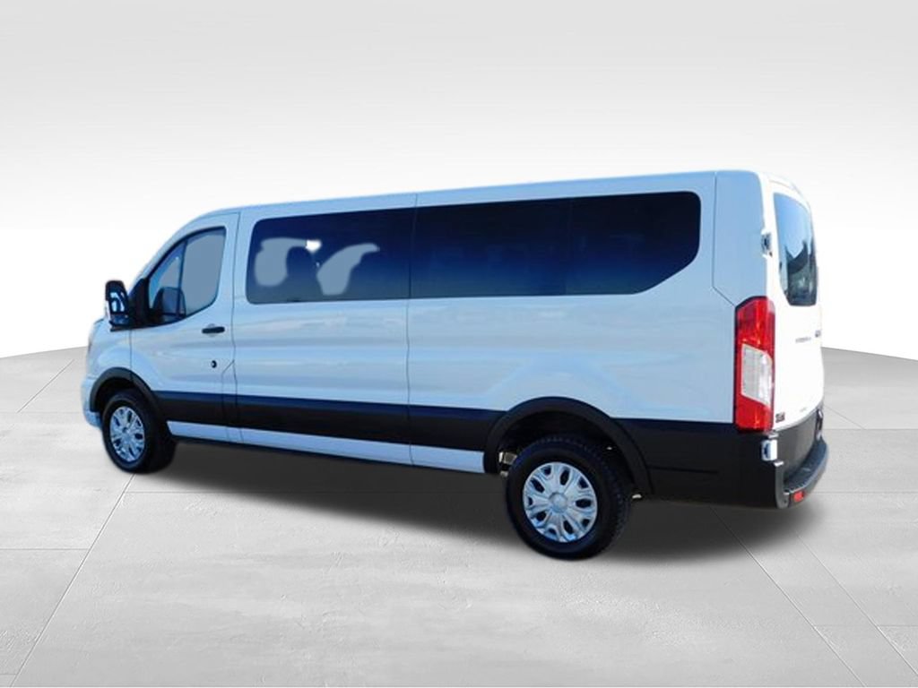 Used 2023 Ford Transit 350 XLT RWD image 7