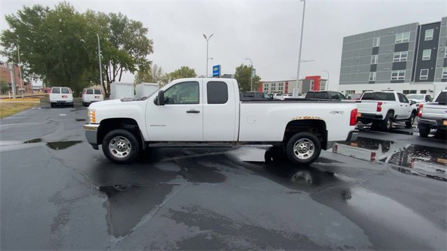 Used 2013 Chevrolet Silverado 2500 W/T w/ Snow Plow Prep Package image 5