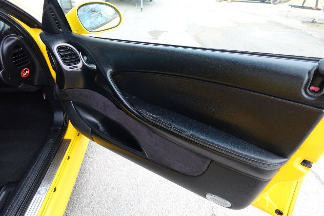 Used 2004 Pontiac GTO RWD image 34