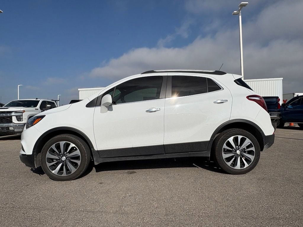 Used 2021 Buick Encore Preferred w/ Safety Package FWD image 2