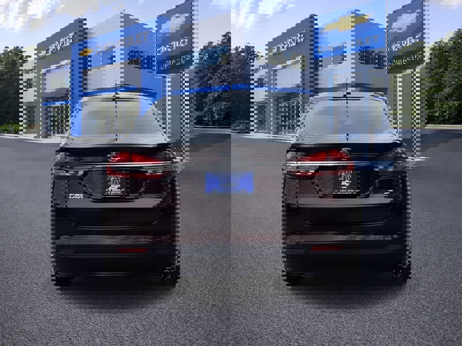 Used 2018 Ford Fusion SE w/ Fusion SE Technology Package image 5