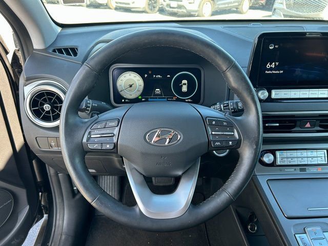 Used 2022 Hyundai Kona Limited w/ Cargo Package FWD image 21