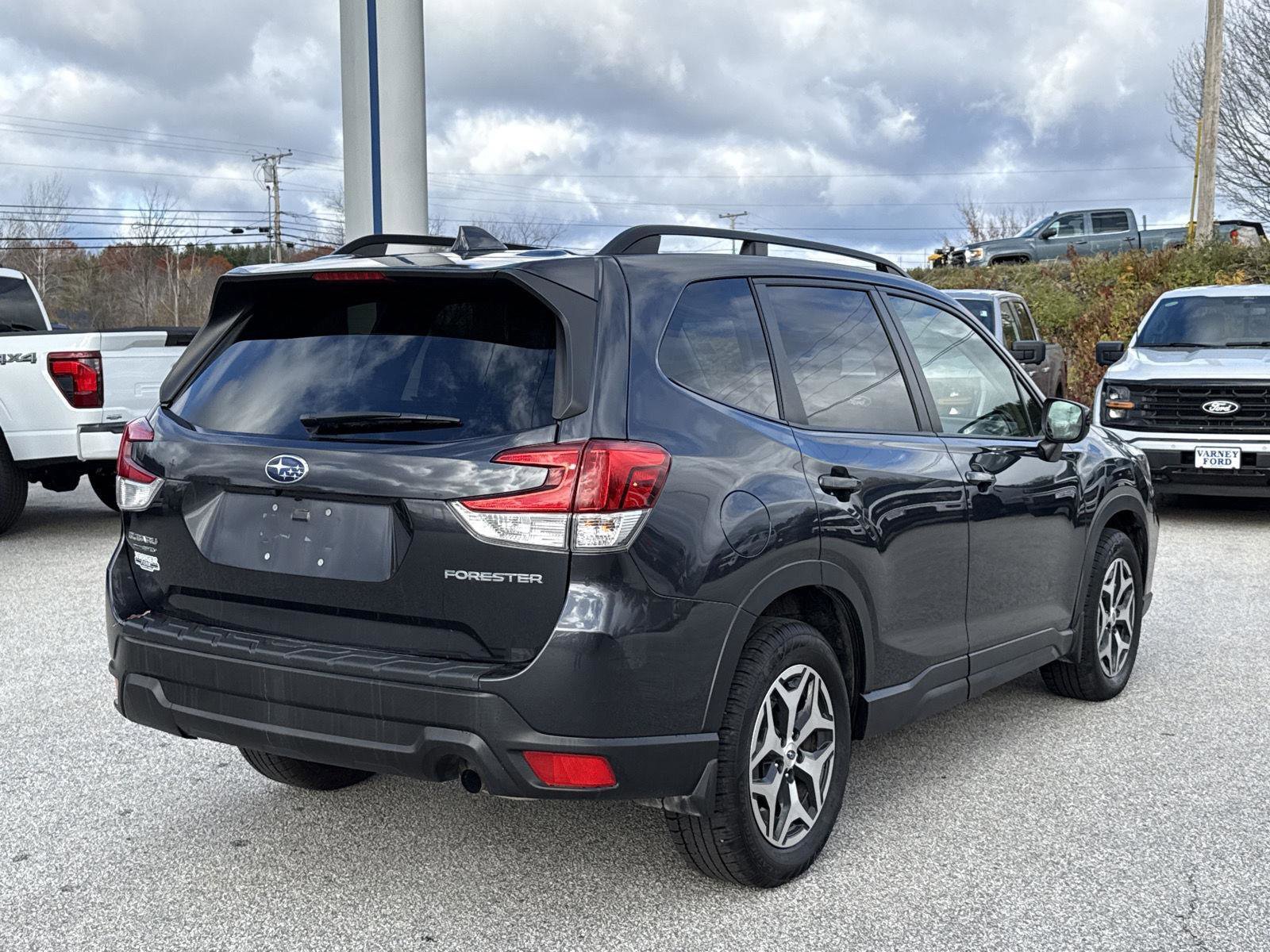 Used 2019 Subaru Forester Premium image 8